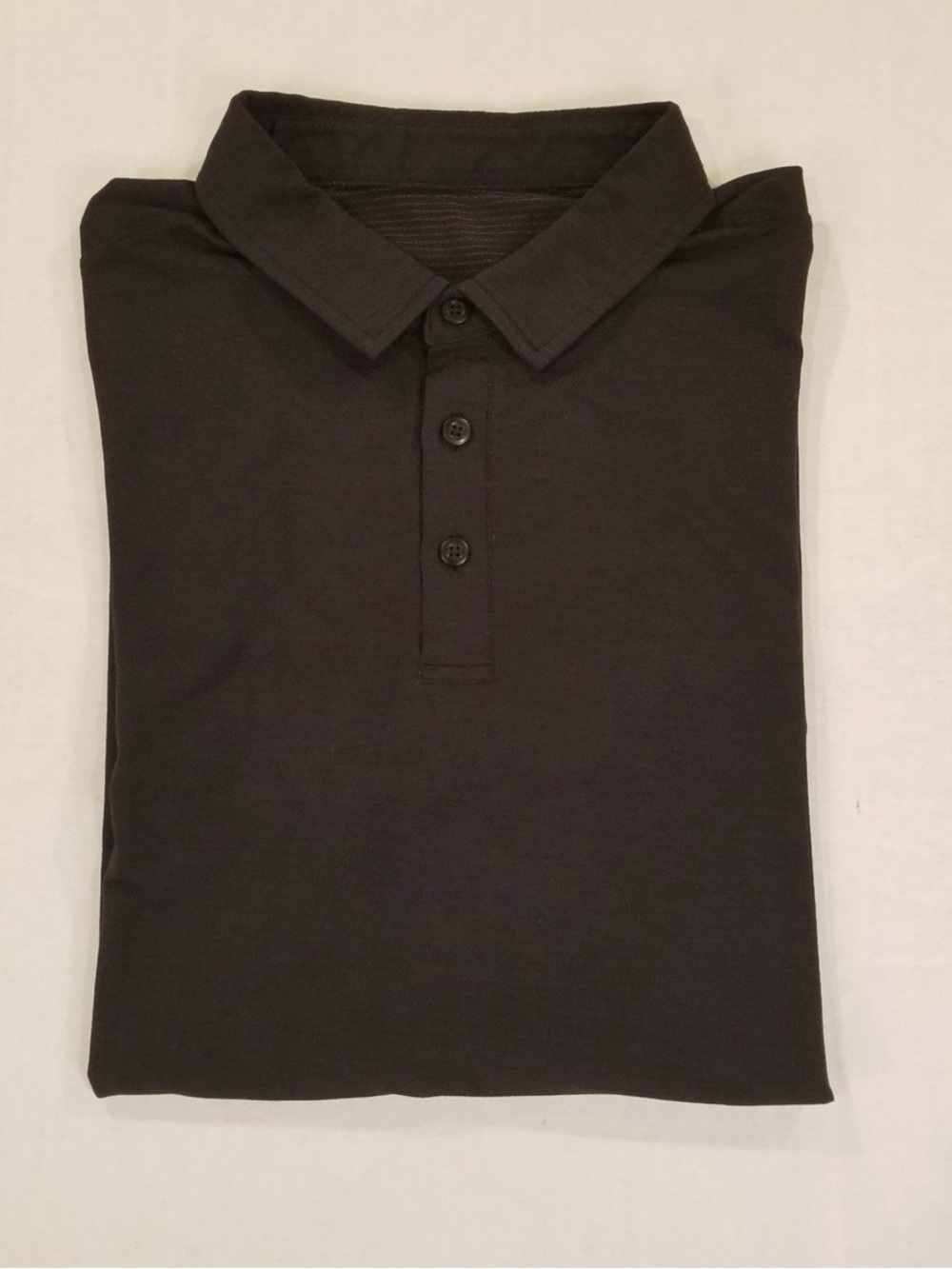 Classic Black LuLulemon Men’s Evolution Polo Shirt